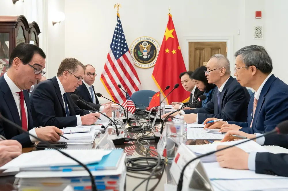 China Presses U.S. to Remove Tariffs During High-Stakes Trade Negotiations