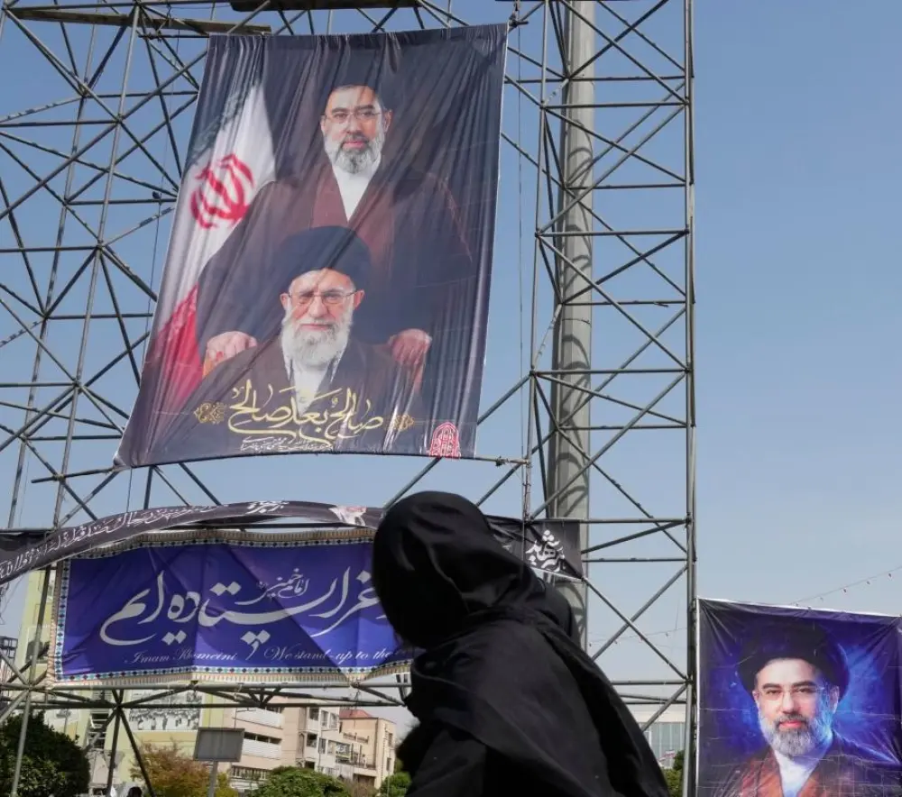 Iran Issues Strong Warning to United States and Israel Ahead of Supreme Leader Funeral Processions