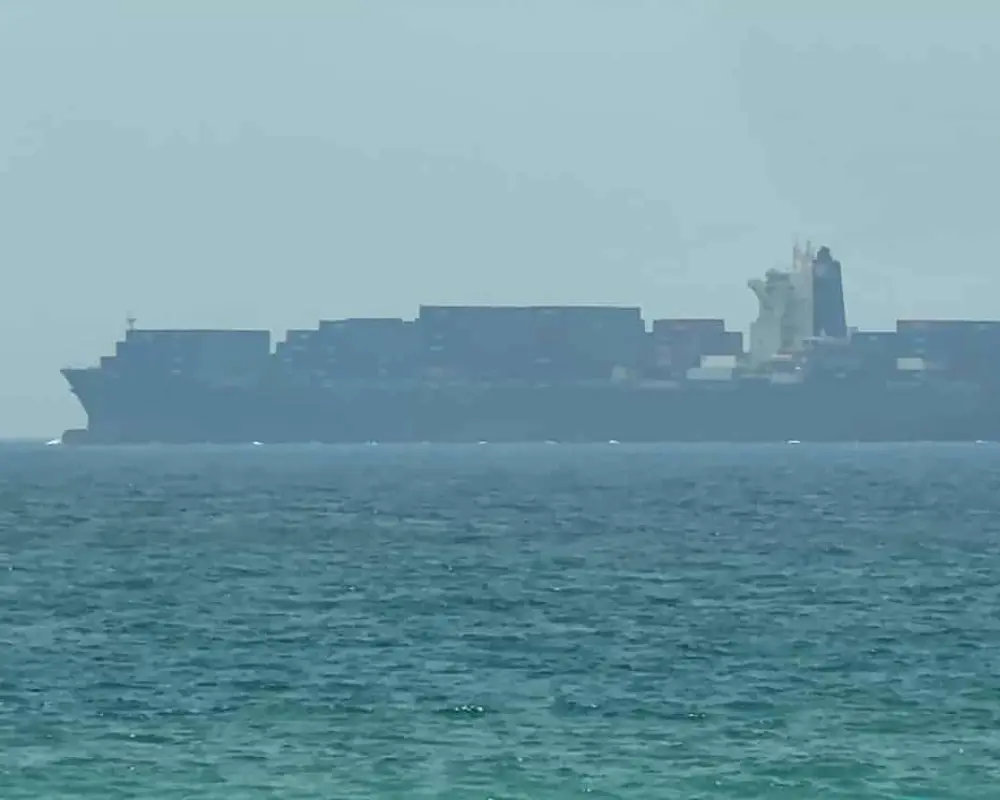 Trump Rejects Iran's Strait of Hormuz Closure Claim as Middle East Tensions Escalate