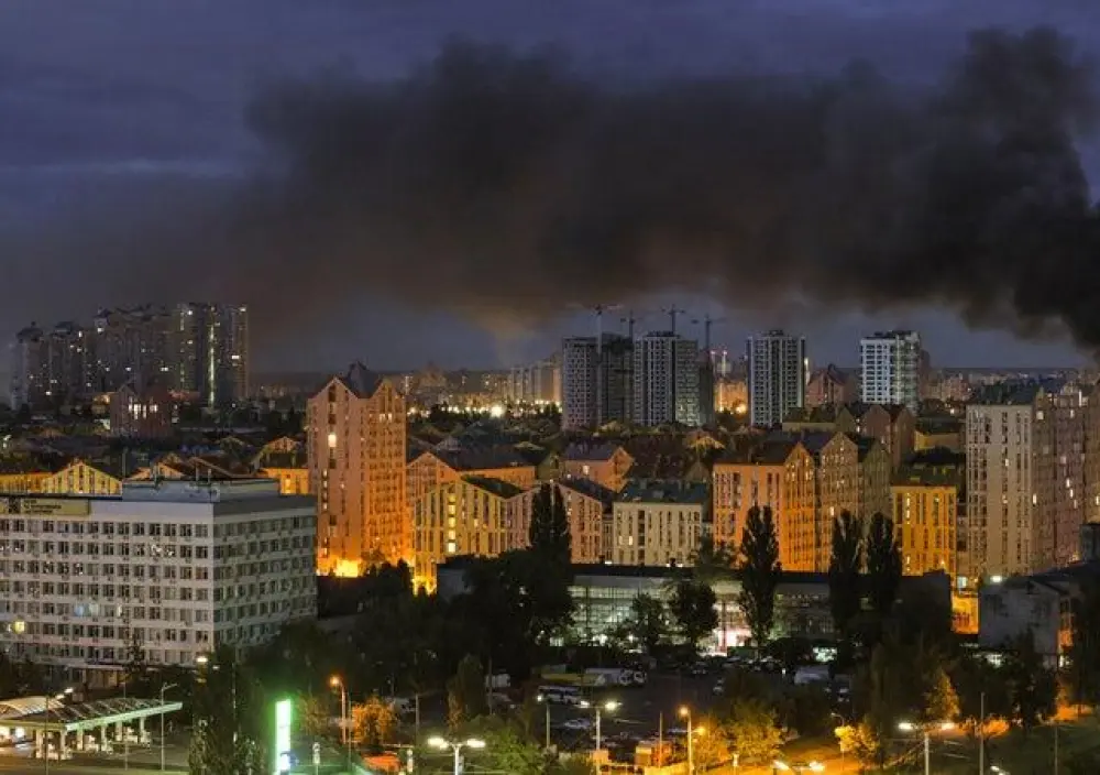 Russia Launches Largest Overnight Drone Attack as Ukraine Strengthens Air Defenses